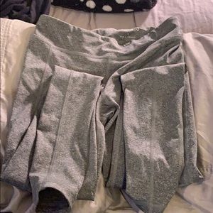 Gray Areo leggings